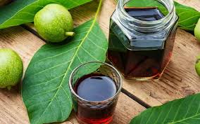 تصویر 1 از خرید عمده عرق برگ گردو اصلخواص درمانی + فروش ویژه با قیمت استثنایی